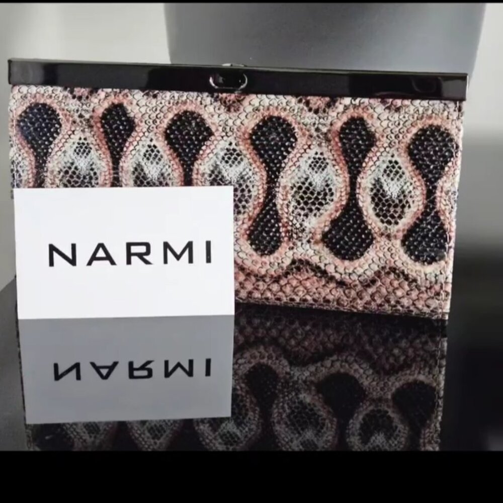 Vintage Narmi Snakeskin Style Wallet Clutch